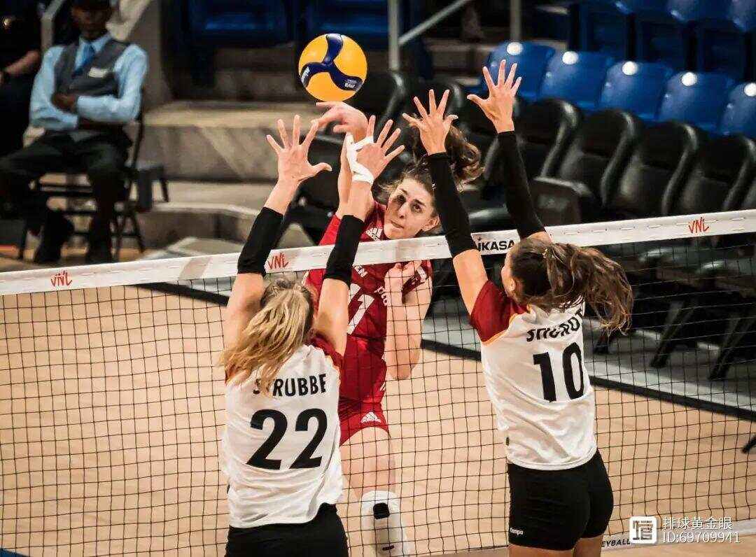  cba赛后有球迷在马路上呼喊不当言论 