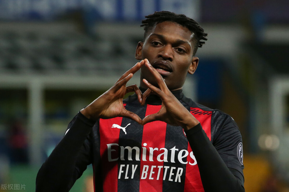 风云突变辽宁本钢集结日队长鼓劲，欧冠版图或变，话题不断，细节决定成败的简单介绍